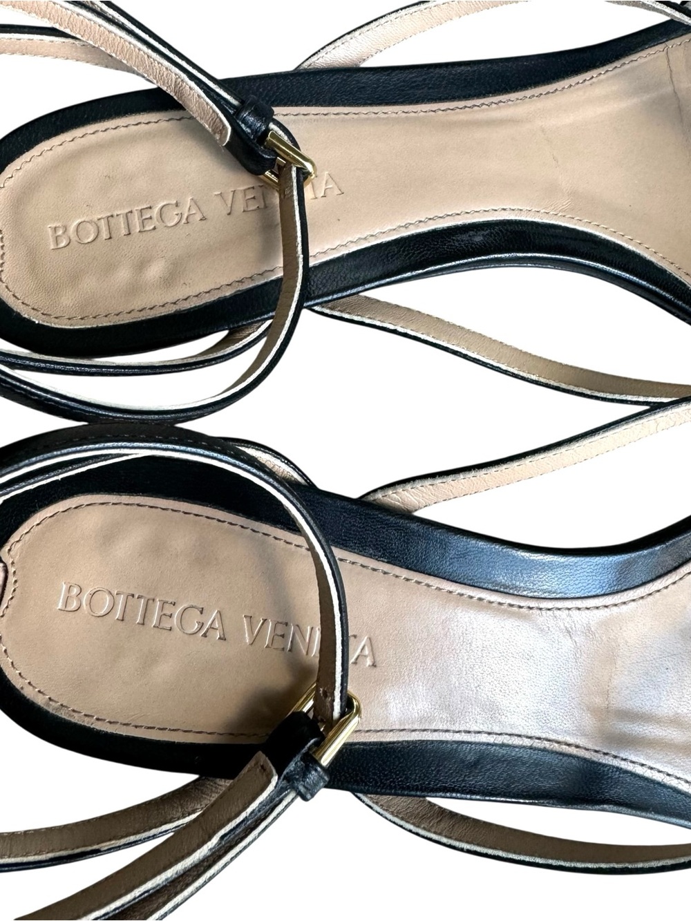 Bottega Veneta Stretch Strappy Sandal - Picture 14 of 16